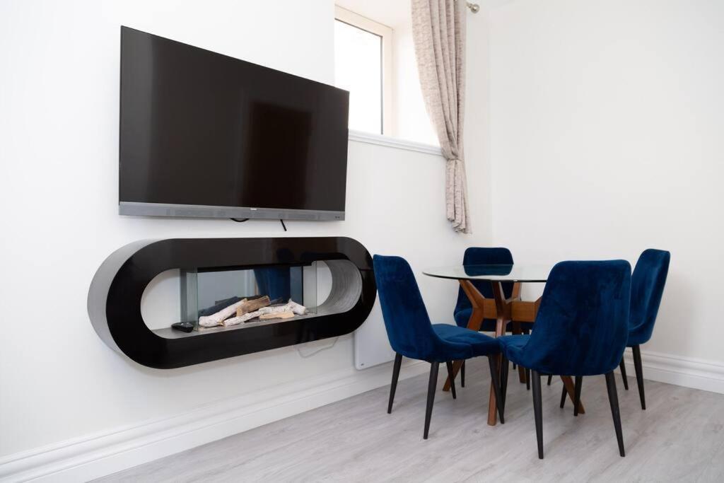 Unit 4 Tranquil Harbourside Retreat- Central Location Ков Экстерьер фото